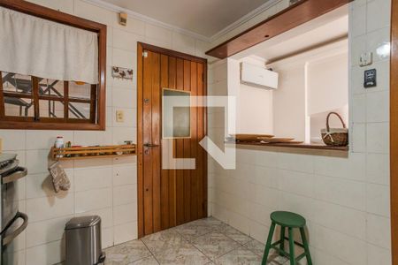 Casa à venda com 150m², 2 quartos e 3 vagas Casa à venda com 150m², 2 quartos e 3 vagasCozinha