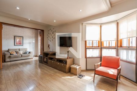 Sala de casa à venda com 2 quartos, 150m² em Jardim Itu, Porto Alegre