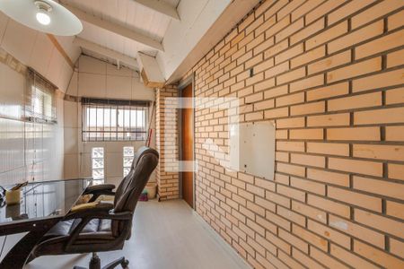 Casa à venda com 150m², 2 quartos e 3 vagas Casa à venda com 150m², 2 quartos e 3 vagasEscritório 1