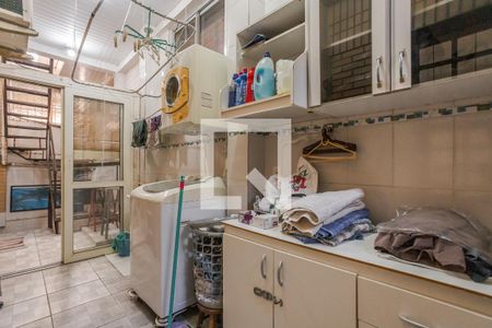 Casa à venda com 150m², 2 quartos e 3 vagas Casa à venda com 150m², 2 quartos e 3 vagasÁrea de Serviço