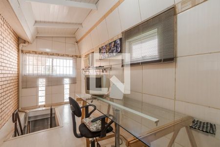 Casa à venda com 150m², 2 quartos e 3 vagas Casa à venda com 150m², 2 quartos e 3 vagasEscritório 2