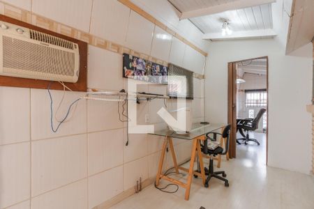 Casa à venda com 150m², 2 quartos e 3 vagas Casa à venda com 150m², 2 quartos e 3 vagasEscritório 2