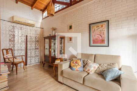 Sala de casa à venda com 2 quartos, 150m² em Jardim Itu, Porto Alegre