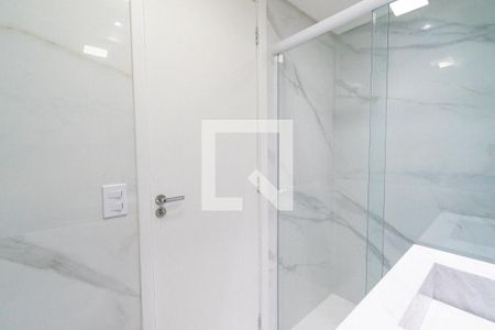 Banheiro de kitnet/studio para alugar com 1 quarto, 31m² em Vila Clementino, São Paulo