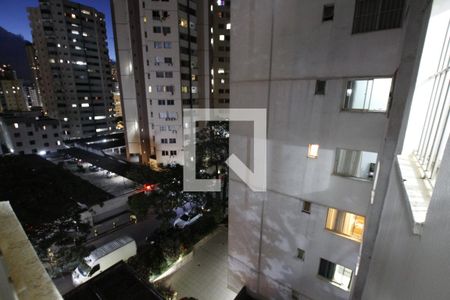 Vista Quarto 1 de apartamento para alugar com 2 quartos, 60m² em Setor Bueno, Goiânia