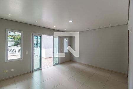 Sala de TV de casa de condomínio para alugar com 2 quartos, 100m² em Parque Esmeralda, Barueri