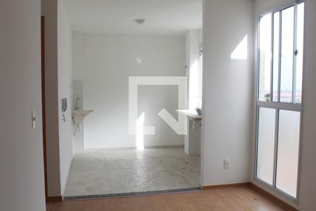 Sala de apartamento para alugar com 2 quartos, 41m² em Jardim das Margaridas, Salvador