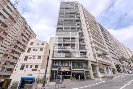 Studio para alugar com 45m², 1 quarto e sem vaga Studio para alugar com 45m², 1 quarto e sem vagaFachada