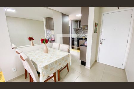 Sala - Sala de Jantar de apartamento à venda com 2 quartos, 52m² em Vila Scarpelli, Santo André