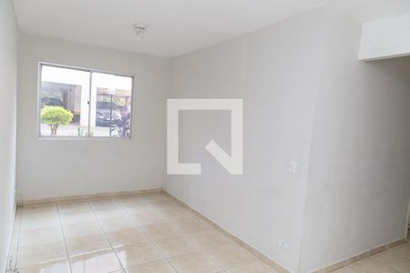 Sala de apartamento à venda com 2 quartos, 70m² em Jardim Cocaia, Guarulhos