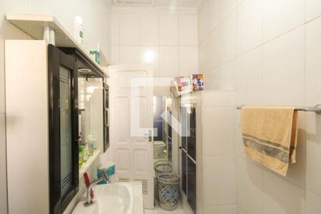 Casa à venda com 105m², 3 quartos e 2 vagasBanheiro do quarto 1