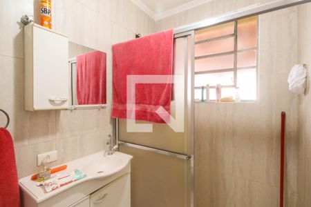 Casa à venda com 105m², 3 quartos e 2 vagasBanheiro do quarto 2