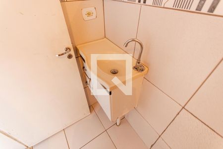 Casa para alugar com 45m², 1 quarto e sem vaga Casa para alugar com 45m², 1 quarto e sem vagaBanheiro