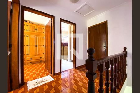 Hall dos Quartos de casa à venda com 4 quartos, 170m² em Vila Gomes, São Paulo