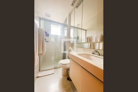 banheiro 2 de apartamento à venda com 3 quartos, 103m² em Vila da Serra, Nova Lima