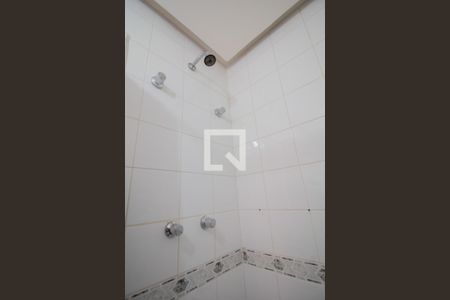 Casa de condomínio para alugar com 99m², 3 quartos e 1 vaga Casa de condomínio para alugar com 99m², 3 quartos e 1 vagaBanheiro da Suíte 2