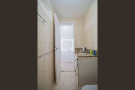 Casa de condomínio para alugar com 99m², 3 quartos e 1 vaga Casa de condomínio para alugar com 99m², 3 quartos e 1 vagaBanheiro da Suíte 3