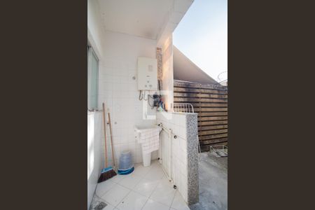 Casa de condomínio para alugar com 99m², 3 quartos e 1 vaga Casa de condomínio para alugar com 99m², 3 quartos e 1 vagaÁrea de Serviço