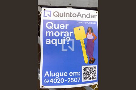 Casa à venda com 186m², 2 quartos e 5 vagas Casa à venda com 186m², 2 quartos e 5 vagasPlaquinha