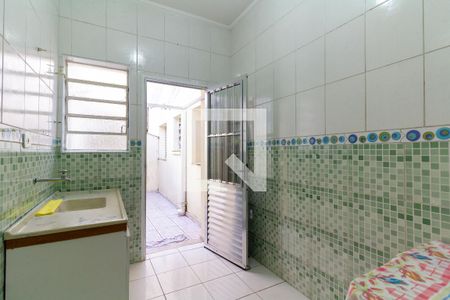 Casa à venda com 186m², 2 quartos e 5 vagas Casa à venda com 186m², 2 quartos e 5 vagasCozinha