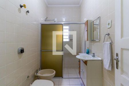 Casa à venda com 186m², 2 quartos e 5 vagas Casa à venda com 186m², 2 quartos e 5 vagasBanheiro