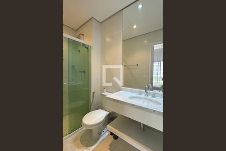 Apartamento à venda com 53m², 1 quarto e 2 vagasBanheiro da Suíte 1