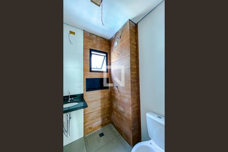 Apartamento para alugar com 55m², 2 quartos e sem vagaBanheiro