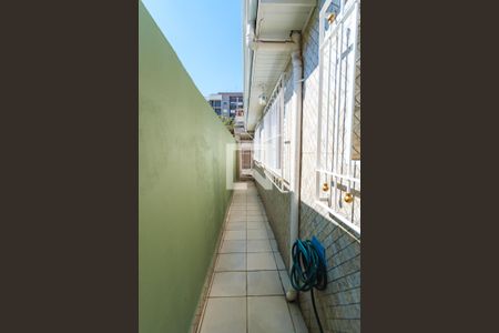 Corredor do Quintal de casa de condomínio à venda com 2 quartos, 89m² em Chácara Santo Antônio (zona Leste), São Paulo