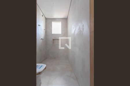 Casa à venda com 207m², 3 quartos e 3 vagasBanheiro da Semi - Suíte 1 e 2