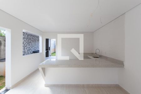 Casa à venda com 207m², 3 quartos e 3 vagasCozinha