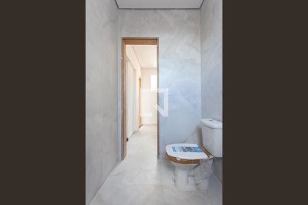 Casa à venda com 207m², 3 quartos e 3 vagasBanheiro da Semi - Suíte 1 e 2