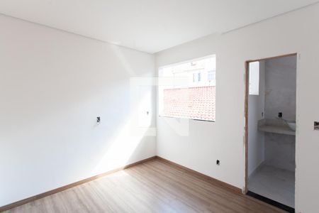 Casa à venda com 207m², 3 quartos e 3 vagasSemi - Suíte 2