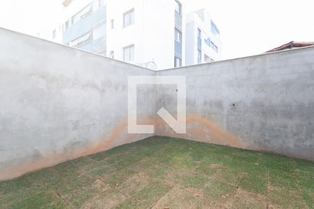 Casa à venda com 207m², 3 quartos e 3 vagasQuintal