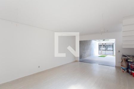 Casa à venda com 207m², 3 quartos e 3 vagasSala