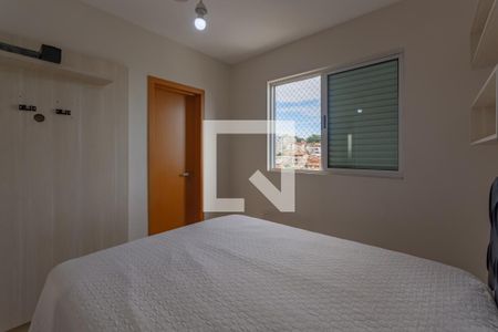 Semi Suíte 1 de apartamento para alugar com 3 quartos, 80m² em Santa Rosa, Belo Horizonte