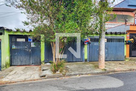 Casa à venda com 281m², 2 quartos e 4 vagasFachada 