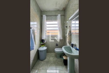 Casa à venda com 281m², 2 quartos e 4 vagasBanheiro