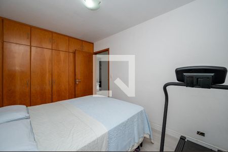 Quarto 1 de apartamento à venda com 2 quartos, 54m² em Vila Campestre, São Paulo