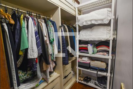 Apartamento à venda com 198m², 3 quartos e 3 vagasCloset da suíte