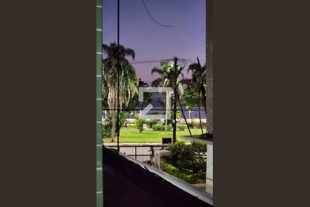 Vista da Sala de apartamento para alugar com 3 quartos, 100m² em Ponta da Praia, Santos