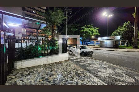 Apartamento para alugar com 100m², 3 quartos e 1 vagaVista da Rua