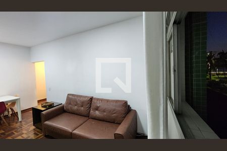 Detalhe Sala de apartamento para alugar com 3 quartos, 110m² em Ponta da Praia, Santos