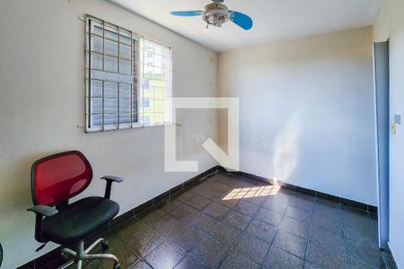 Quarto 2 de apartamento para alugar com 2 quartos, 56m² em Parque Santo Antonio, Jacareí