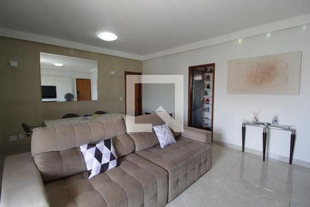Sala de apartamento para alugar com 3 quartos, 100m² em Patrimônio, Uberlândia