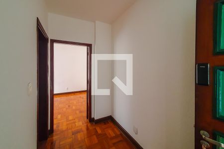 hall corredor de apartamento para alugar com 2 quartos, 90m² em Cambuci, São Paulo