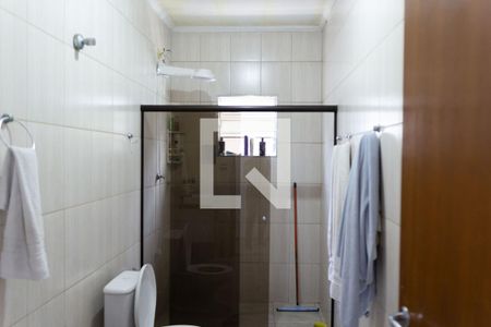 Casa à venda com 175m², 4 quartos e 2 vagasBanheiro 2