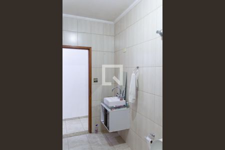 Casa à venda com 175m², 4 quartos e 2 vagasBanheiro 2