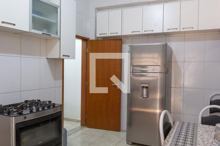 Casa à venda com 175m², 4 quartos e 2 vagasCozinha