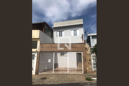 Casa à venda com 175m², 4 quartos e 2 vagasFachada