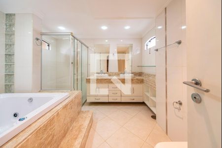 Casa à venda com 300m², 4 quartos e 4 vagas Casa à venda com 300m², 4 quartos e 4 vagasBanheiro do Quarto 4